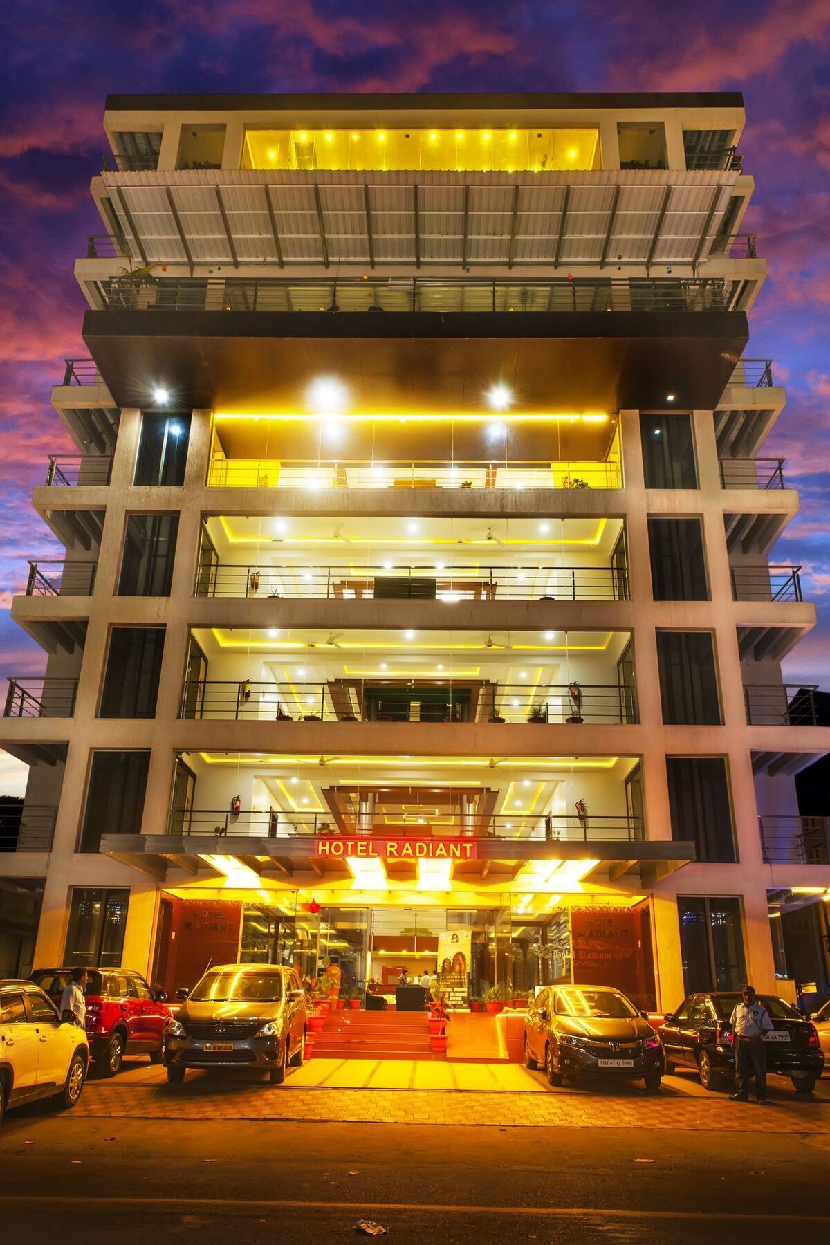 Hotel Radiant Kolhapur Exterior photo
